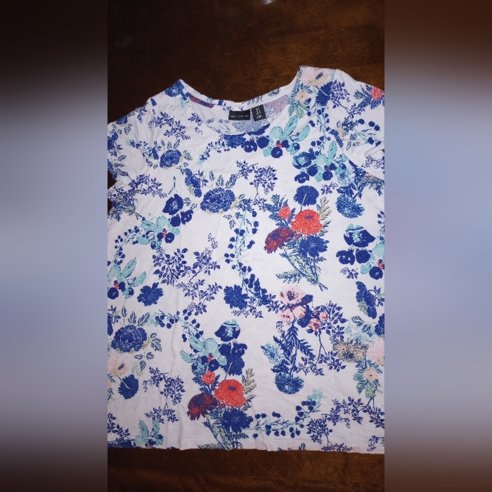 ♡🗝️ Floral Top